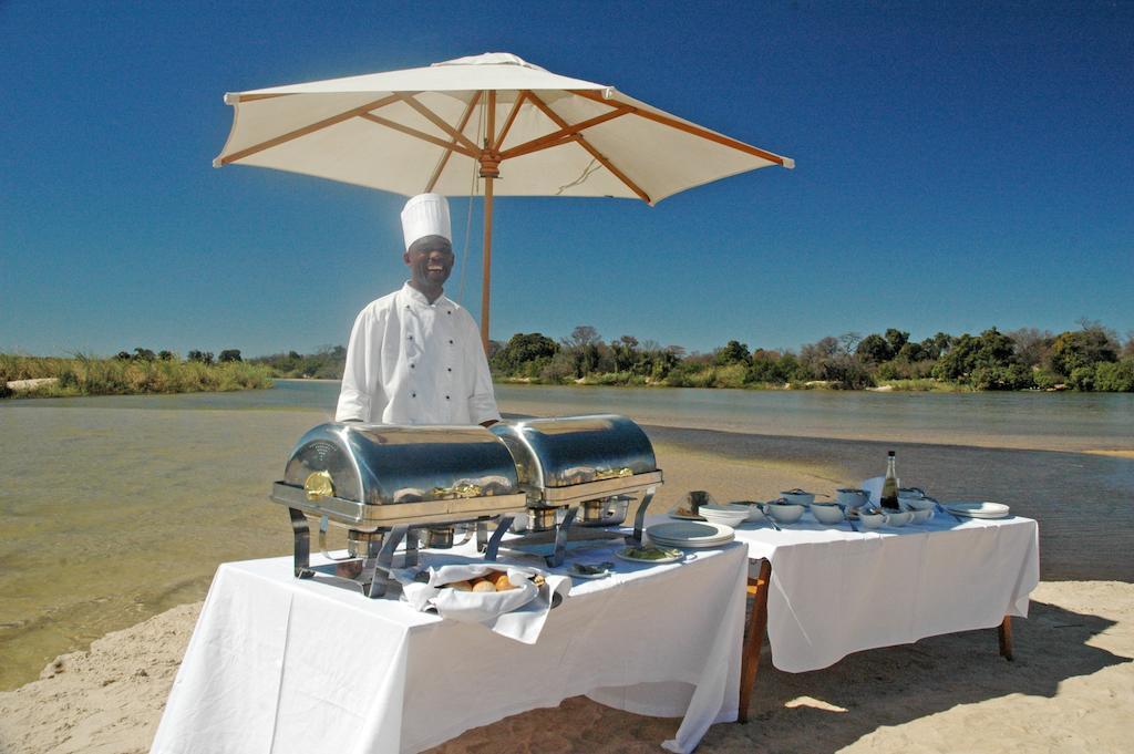 Divava Okavango Resort & Spa Bagani Екстер'єр фото