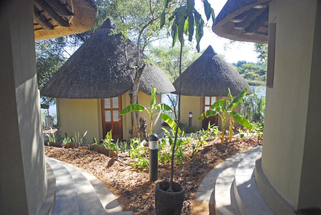 Divava Okavango Resort & Spa Bagani Екстер'єр фото